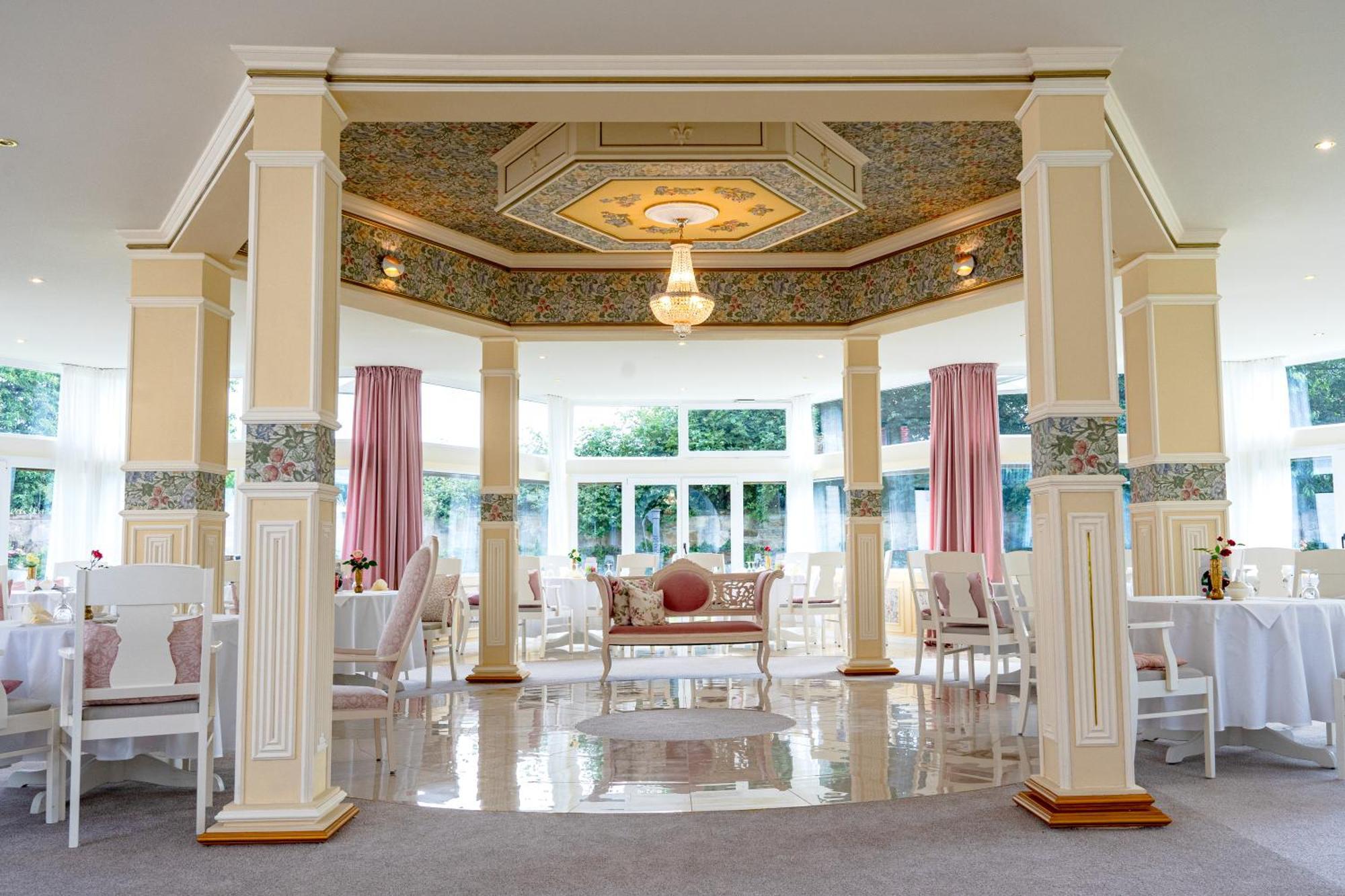 Schlosshotel Wilhelmsthal Calden Eksteriør bilde